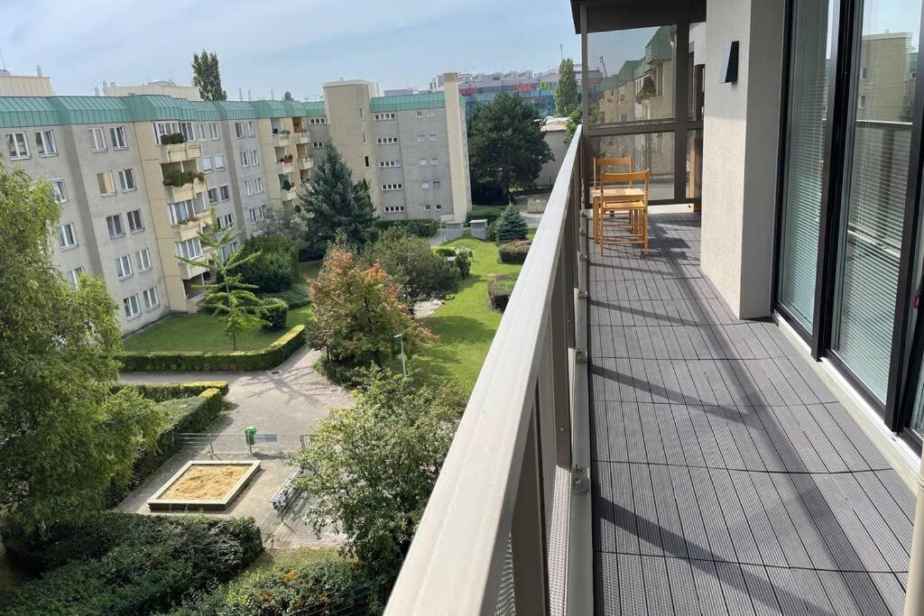New, Quiet Flat Next To U1, Vic, Shopping Mall,... Vienne Extérieur photo