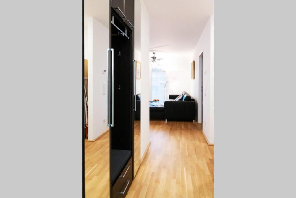 New, Quiet Flat Next To U1, Vic, Shopping Mall,... Vienne Extérieur photo